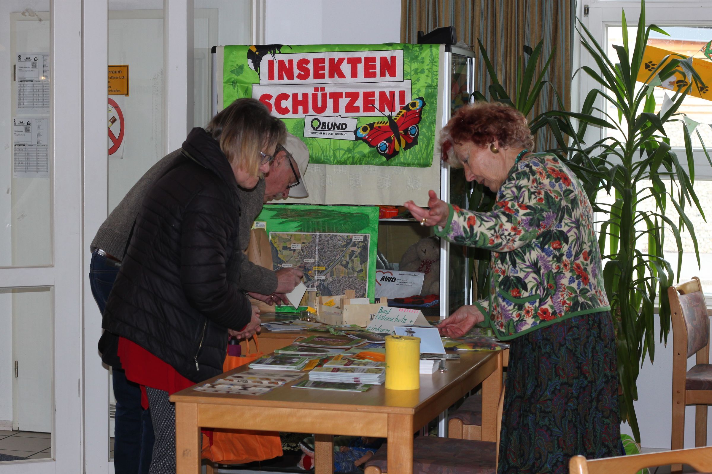 Infostand „Insekten schützen“ Infostand „Insekten schützen“