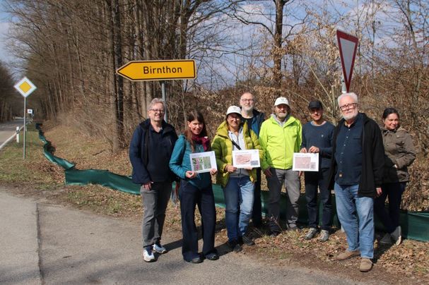 Pressetermin Radweg Birnthon - Gruppenbild (Foto: Wolfgang Dötsch) Pressetermin Radweg Birnthon - Gruppenbild